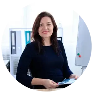 ОЛЕНА ПЛУЖНИК